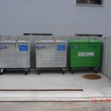 Abfall-Sammelcontainer.JPG